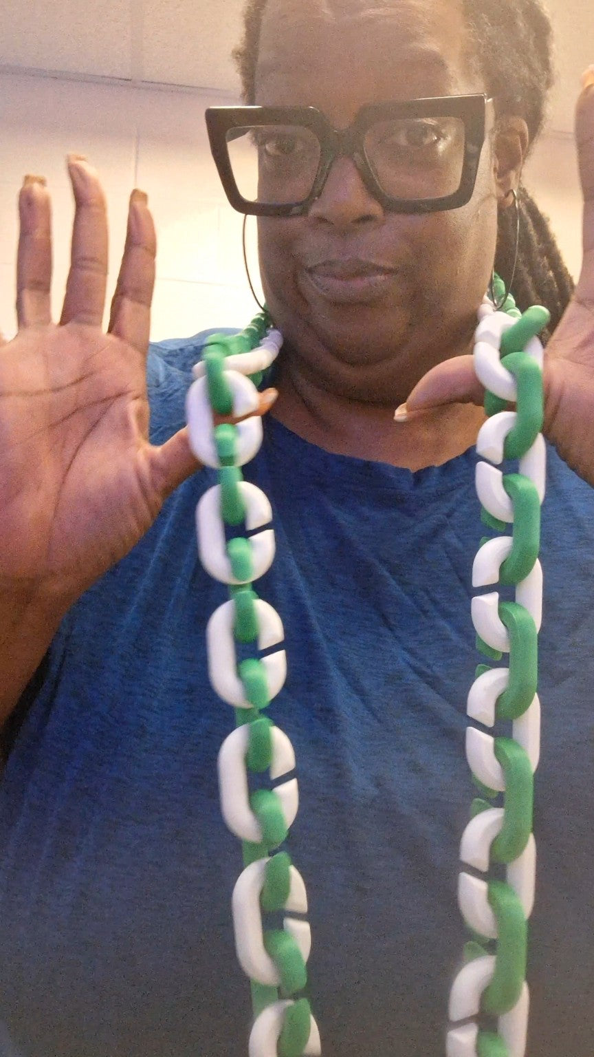Custom 3D Spinning Spirit Chain full length